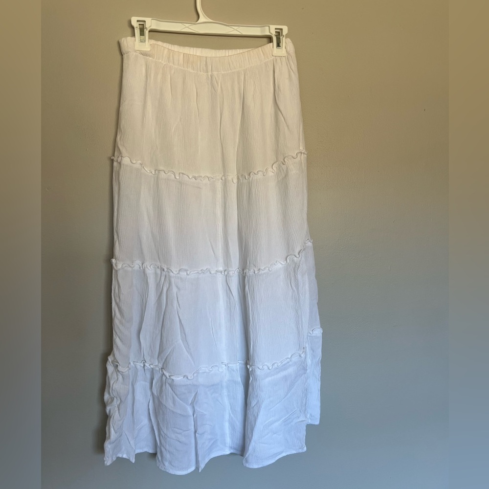 Hollister White Maxi Skirt - Picture 2 of 3